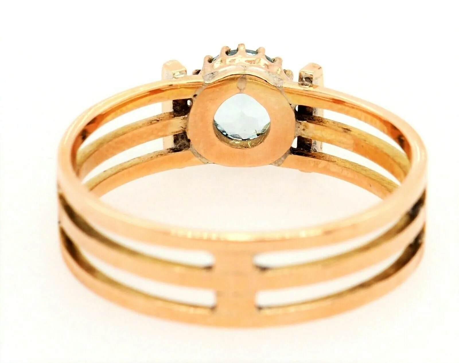 Aquamarine 15ct Yellow Gold Handmade Ring