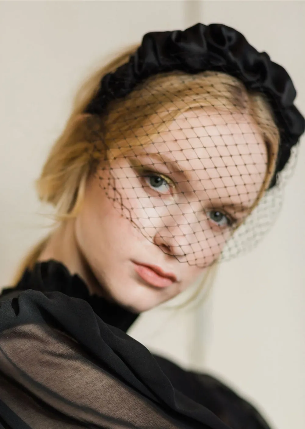 DELIAH Birdcage Veil on Headband