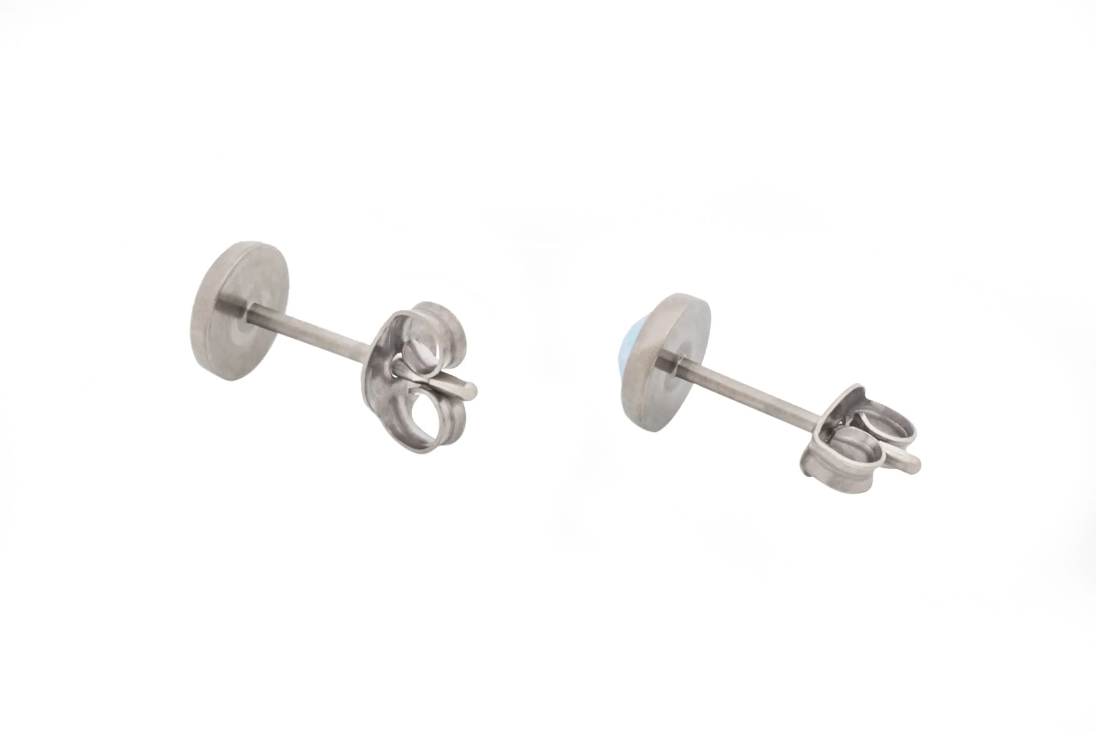 Light Colorado Topaz Crystal Bezels (Titanium Stud Earrings)