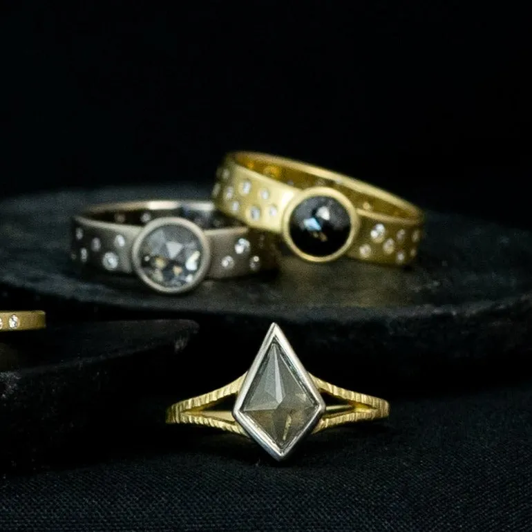 OOAK Kite Shaped Grey Diamond Ring   Split Shank - 18k Gold   18k Palladium White Gold   Diamonds