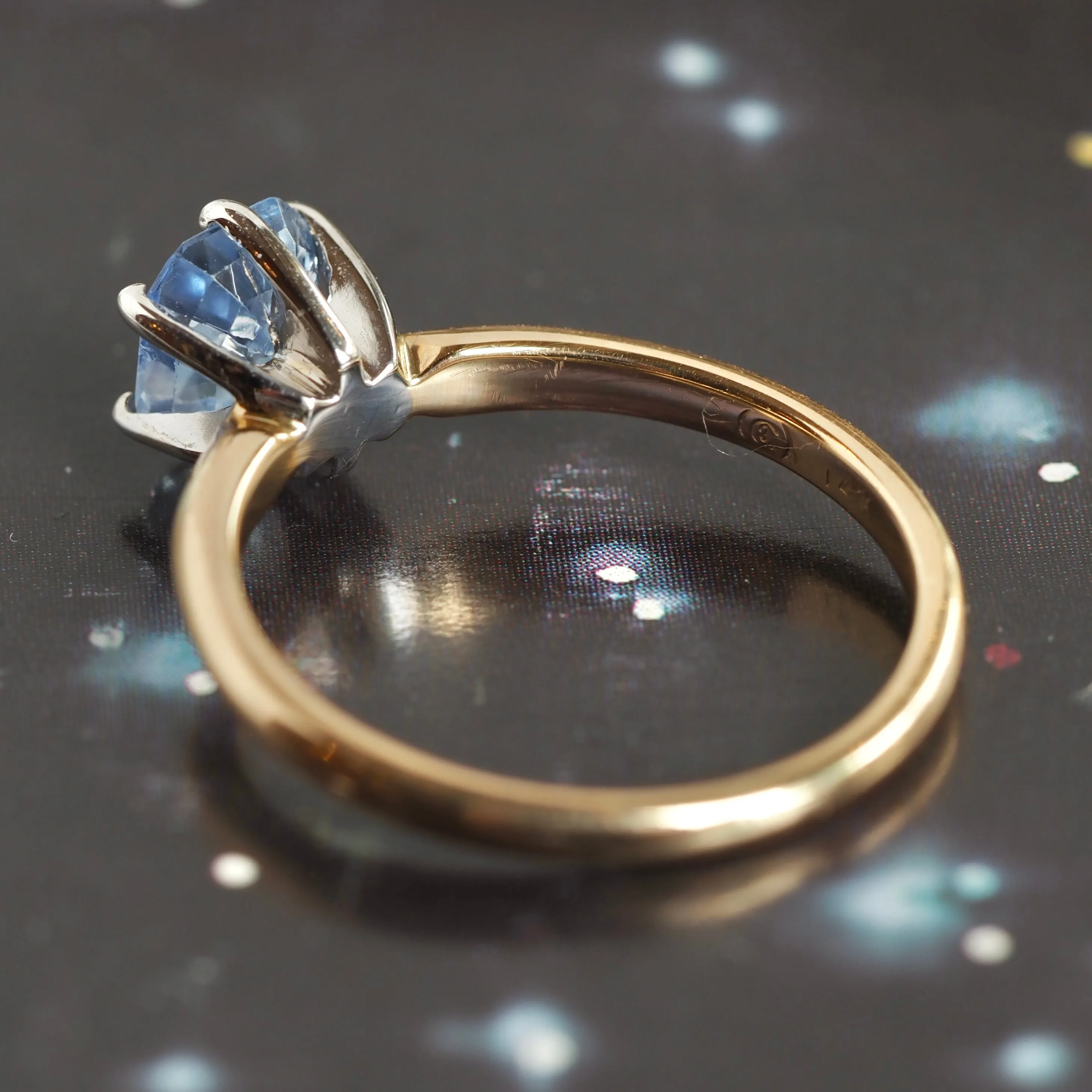 Vintage 14k Gold Natural Ceylon Sapphire Ring