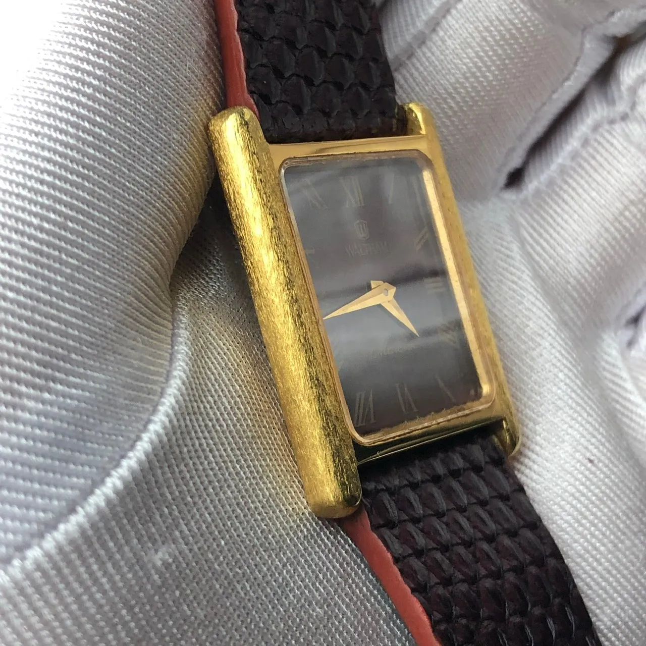 WALTHAM MAXIM AMBER DIAL REF. 6D0240
